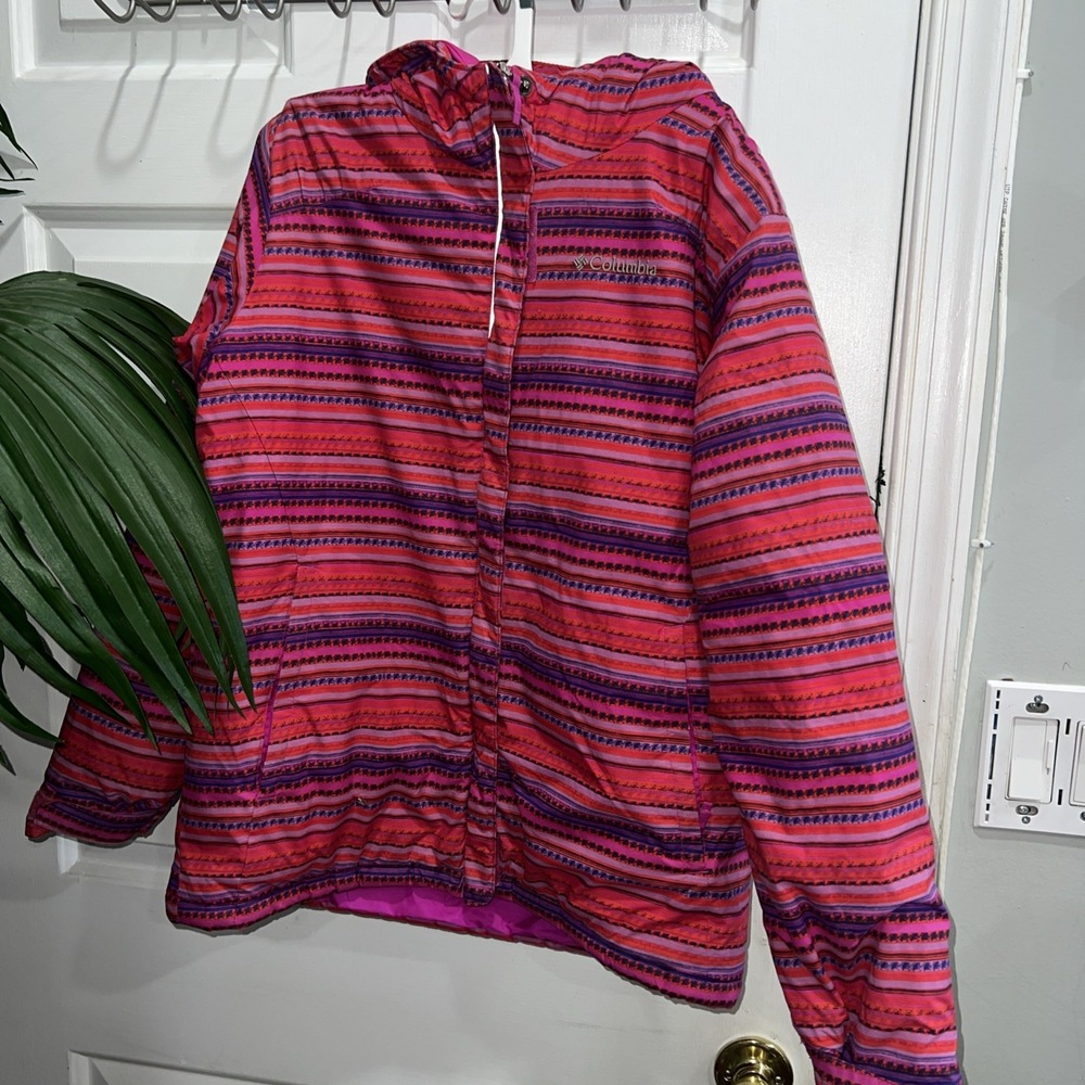Columbia Puffer Jacket Girls Size Large Rose, Plum Warm Cute Pockets Hood Hangin